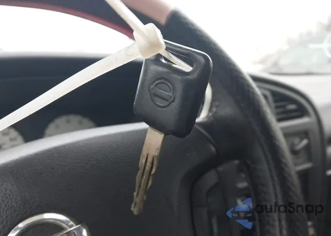 2002 Nissan Pathfinder Se z USA, uszkodzony, nr VIN JN8DR09Y72W702014